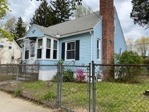 60 Parkside St, Springfield, MA 01104 photo 3