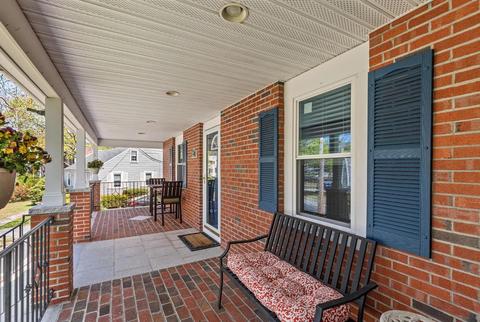 22 Whittier Rd, Reading, MA 01867 photo 5