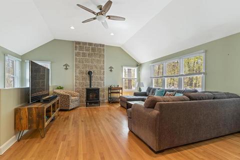 22 Whittier Rd, Reading, MA 01867 photo 14