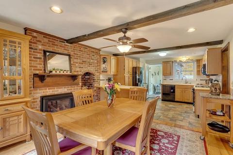 8 Chestnut Dr, Townsend, MA 01469 photo 7
