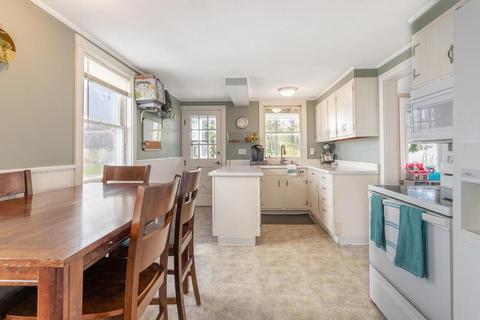 88 Bisson St, Beverly, MA 01915 photo 15
