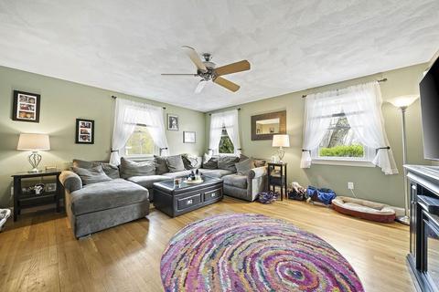 10 Peach Tree Ln, Danvers, MA 01923 photo 6