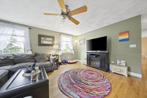 10 Peach Tree Ln, Danvers, MA 01923 photo 7