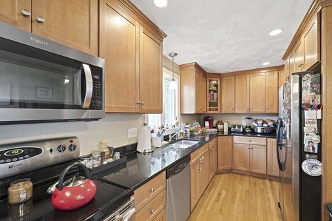 10 Peach Tree Ln, Danvers, MA 01923 photo 5