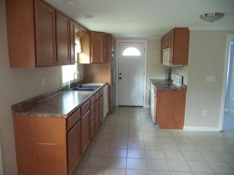 3 Summer St, Windham, NH 03087 photo 4