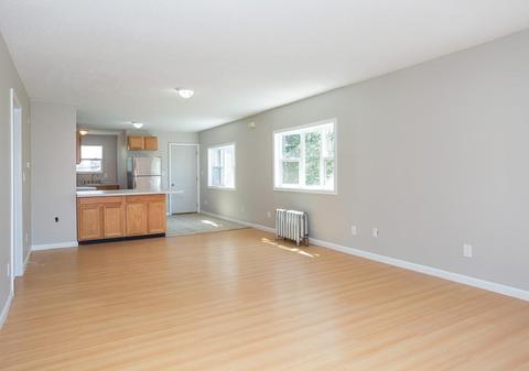 31 Grover St, Springfield, MA 01104 photo 11