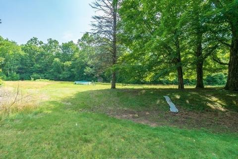 32 Maple St, Douglas, MA 01516 photo 13