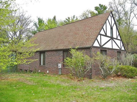 52 Westview Ter, Easthampton, MA 01027 photo 2