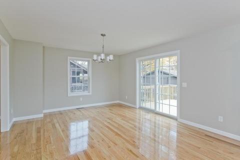 79 Castle St, Springfield, MA 01108 photo 12