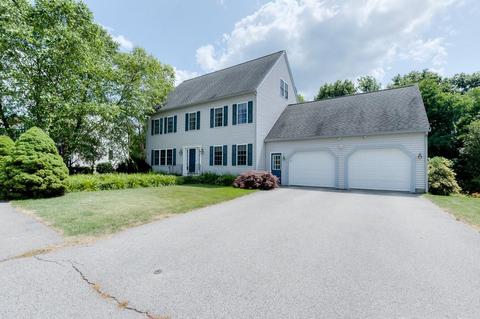 24 Blackthorn Dr, Worcester, MA 01609 photo 1