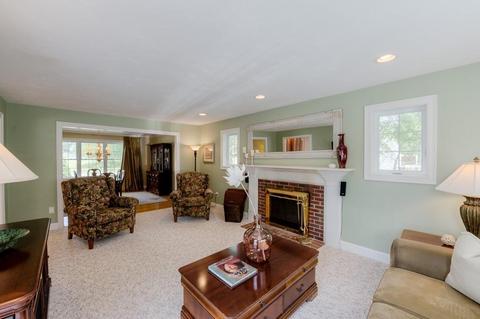 24 Blackthorn Dr, Worcester, MA 01609 photo 13