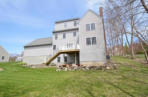 24 Blackthorn Dr, Worcester, MA 01609 photo 5