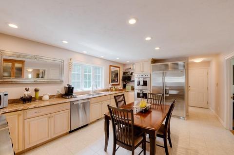 24 Blackthorn Dr, Worcester, MA 01609 photo 15