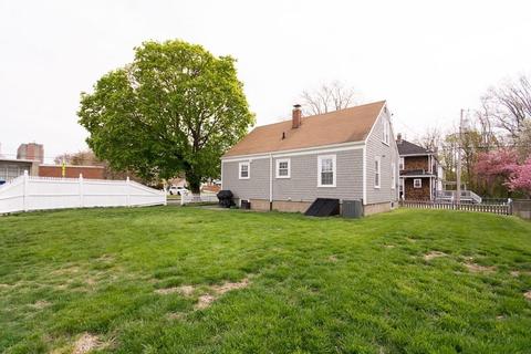 458 Stetson St, Fall River, MA 02720 photo 4