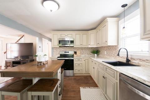 458 Stetson St, Fall River, MA 02720 photo 8