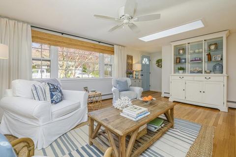 73 Knotty Pine Ln, Barnstable, MA 02632 photo 4