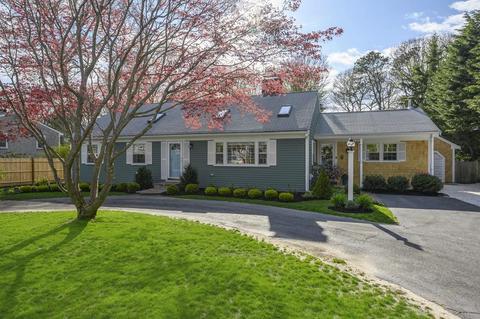73 Knotty Pine Ln, Barnstable, MA 02632 photo 2