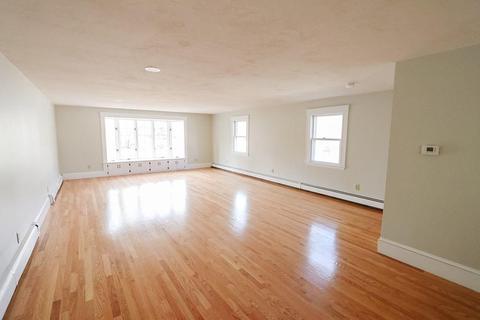 115 West St, Reading, MA 01867 photo 5