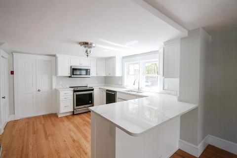 115 West St, Reading, MA 01867 photo 3