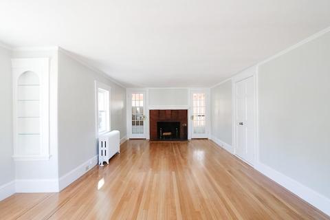 115 West St, Reading, MA 01867 photo 1