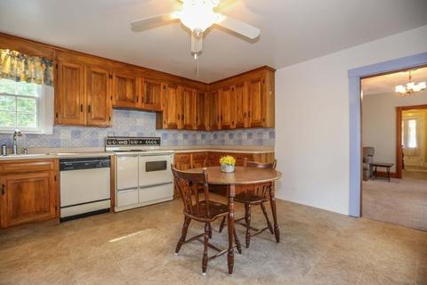 70 Central St, Hudson, MA 01749 photo 10