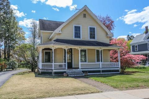70 Central St, Hudson, MA 01749 photo 2