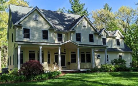 525 Cedar St, Walpole, MA 02081 photo 1