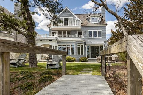 23 Ocean Bluff Dr, Mashpee, MA 02649 photo 1