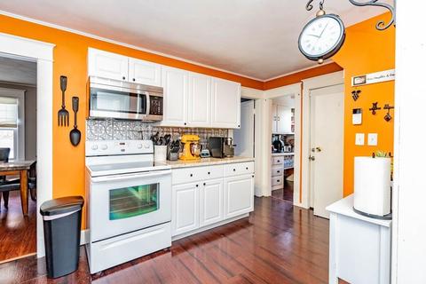 149 Eddy St, Springfield, MA 01104 photo 11