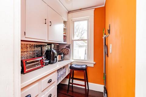 149 Eddy St, Springfield, MA 01104 photo 13