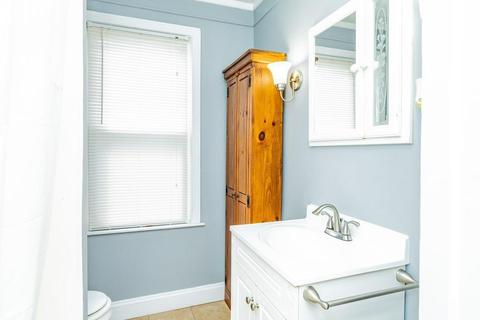 149 Eddy St, Springfield, MA 01104 photo 18