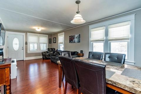 149 Eddy St, Springfield, MA 01104 photo 8