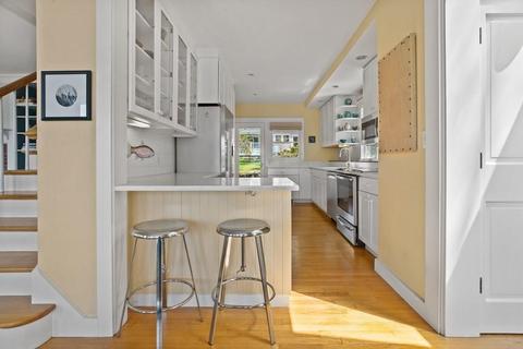 147 Martins Ln, Hingham, MA 02043 photo 4