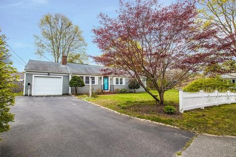 57 Brezner Ln, Barnstable, MA 02632 photo 3