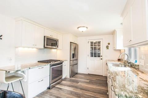 57 Brezner Ln, Barnstable, MA 02632 photo 11