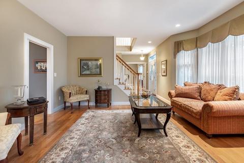 7 Maple Rd, Winchester, MA 01890 photo 6