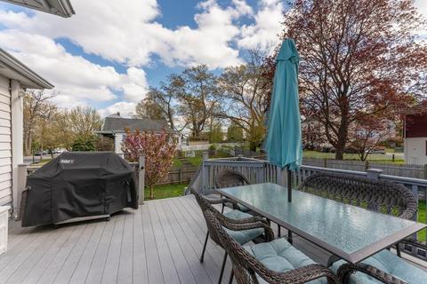 36 Riverside Dr, Dedham, MA 02026 photo 28