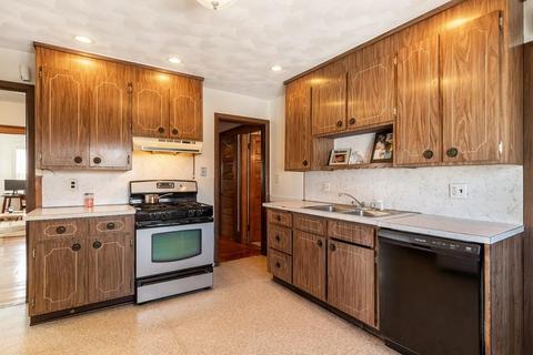 22 Everett St, Boston, MA 02122 photo 10