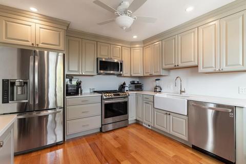 22 Everett St, Boston, MA 02122 photo 28
