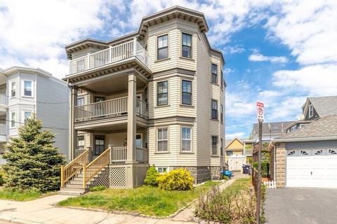 22 Everett St, Boston, MA 02122 photo 3