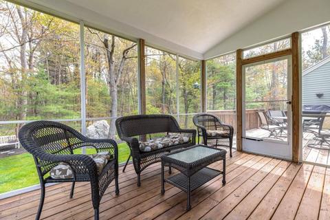 18 Beechtree Cir, Wakefield, MA 01880 photo 8