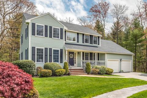 18 Beechtree Cir, Wakefield, MA 01880 photo 2