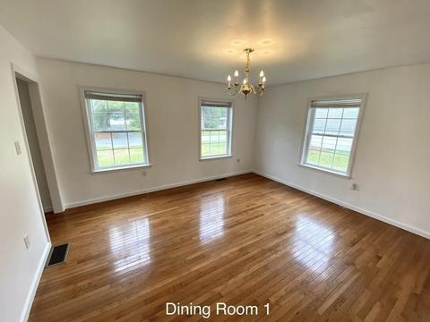 14 Doris Rd, Framingham, MA 01701 photo 8