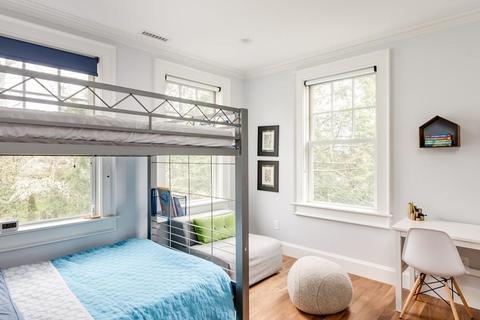 89 Arlington Rd, Chestnut Hill, MA 02467 photo 18