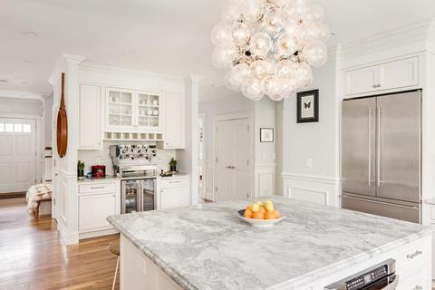 89 Arlington Rd, Chestnut Hill, MA 02467 photo 3