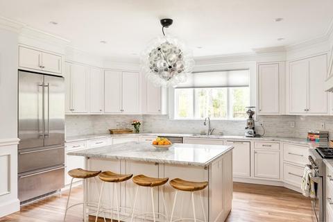 89 Arlington Rd, Chestnut Hill, MA 02467 photo 2