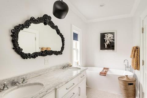 89 Arlington Rd, Chestnut Hill, MA 02467 photo 12