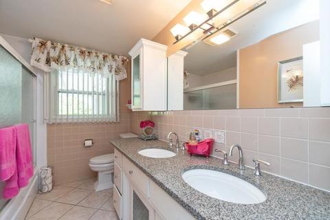 49 Murphy Ln, Chicopee, MA 01020 photo 21