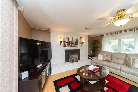 49 Murphy Ln, Chicopee, MA 01020 photo 10