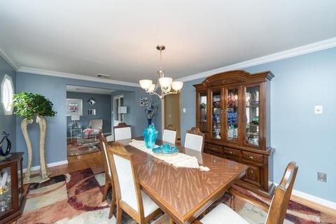 49 Murphy Ln, Chicopee, MA 01020 photo 14